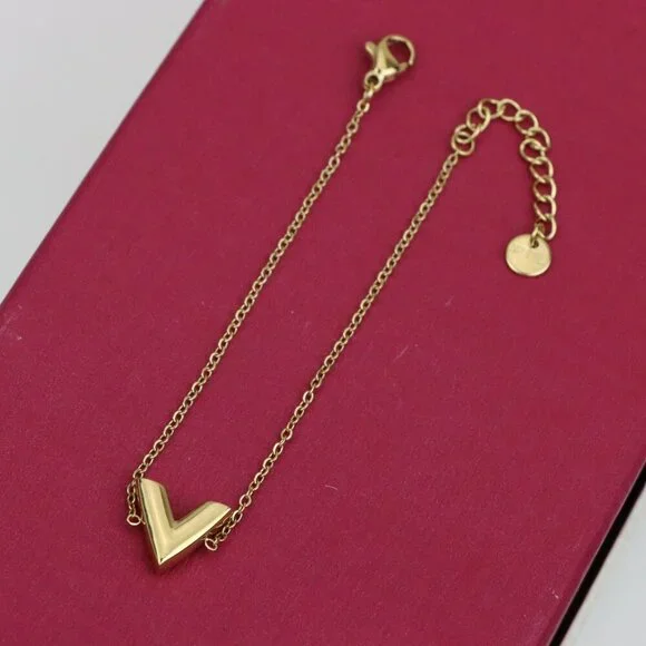 Yellow Gold Plated Chevron V Shape Charm Bracelet Adjustable, XPBL0624 - Picture 12 of 12